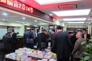 會後參訪團一行參觀中國基督教兩會書房。（圖：今日基督教報） <br/>