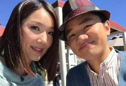 王祖藍及未婚妻李亞男。