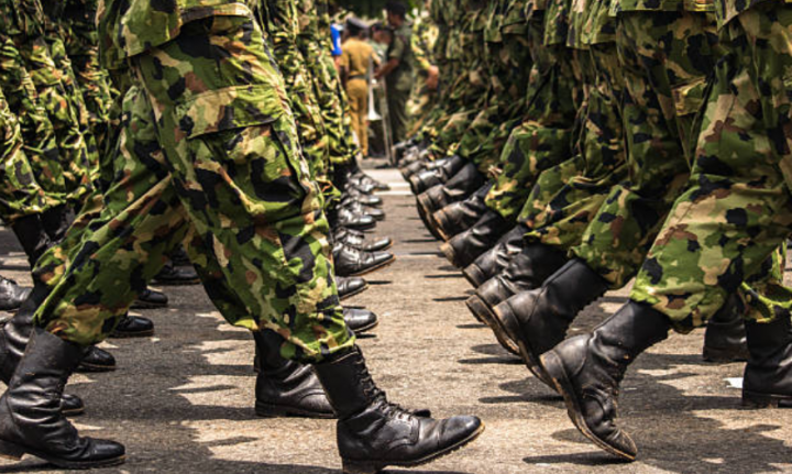 士兵行軍。（圖： Getty Images） 