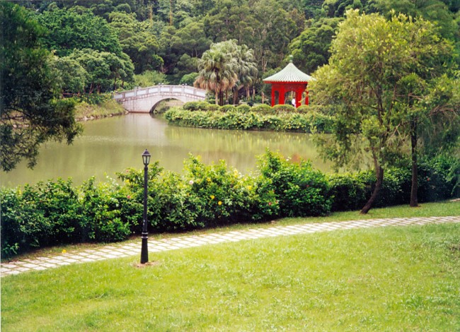 中文大學祟基學院未圓湖。（圖：中文大學祟基學院網擷圖）