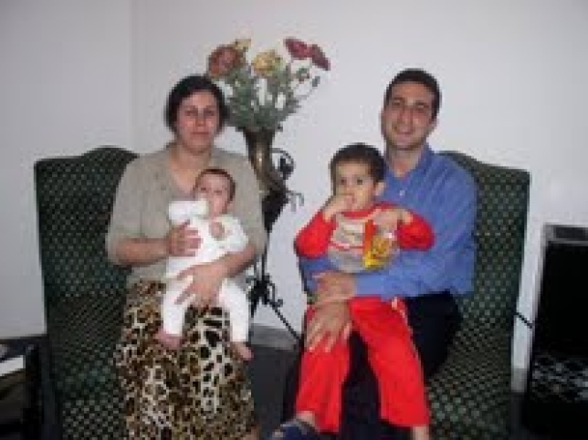 pastor_youcef_nadarkhani_wife_kids.