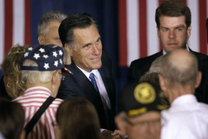 20120605soc_pic1_mittromney.