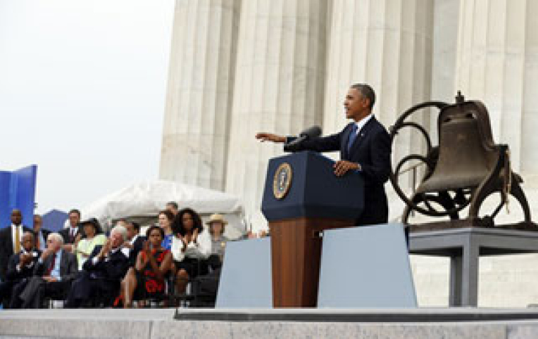 Obama_LincolnMemorial.