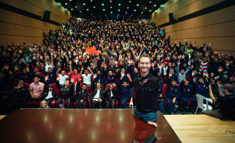 nick_vujicic111.