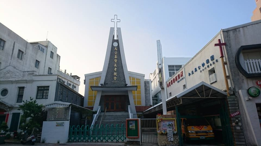台澎湖史上大火災迫近百年教堂 會眾救災見真情
