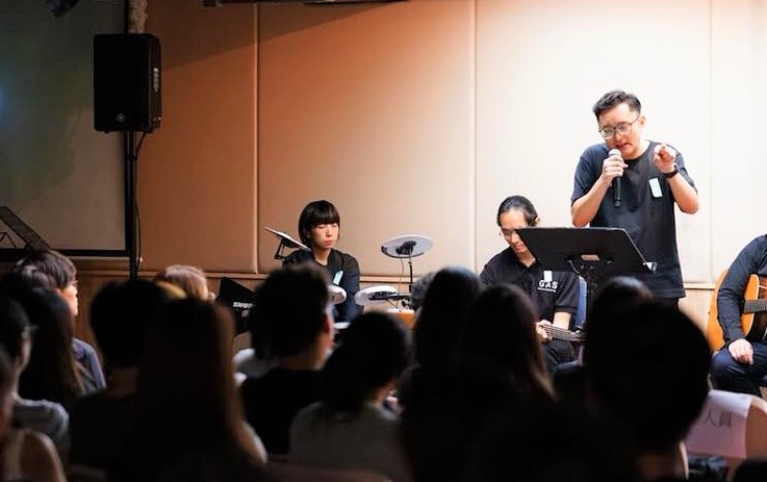 漂流教會「Flow Church」 牧養流離信徒結成果