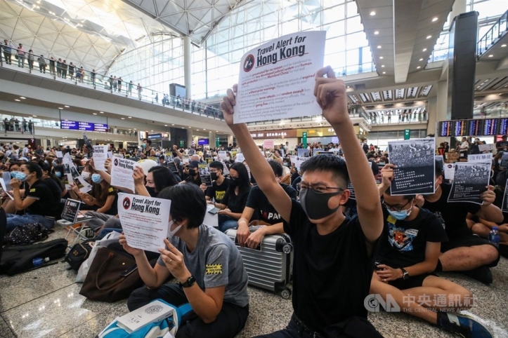 港人同根生 人心归向停暴力止干戈